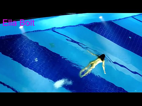 ❤️ म हेर्न रोक्न सक्दिन, जवान गोरा ELLA BOLT रिसोर्ट पूलमा नग्न पौडी खेल्दै समातियो ❤❌  हामीलाई % ne.xxxnd-com.ru% ❤